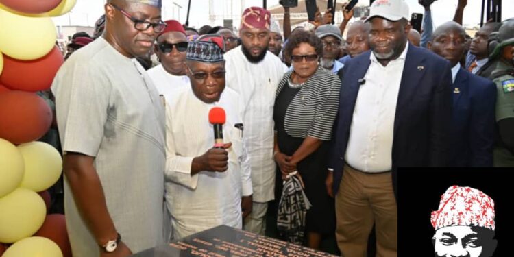 *An Uncommon Governor, A Timeless Vision — Olufade Commends Makinde On The Commissioning Of The Ibadan Central Bus Terminal