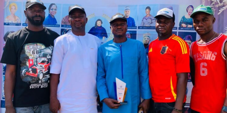 Engr. Toheeb Adegoke Honoured at Amuludun FM Anniversary as a Champion of Grassroot Progress