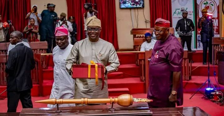 Hon Sanda Salutes Makinde Says 2026 Budget Will Reposition Oyo for Economic Prosperity