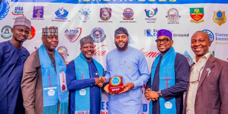 Speaker Tajudeen Abbas Approves One-Day Rep Suliat Haruna’s Visit to National Assembly