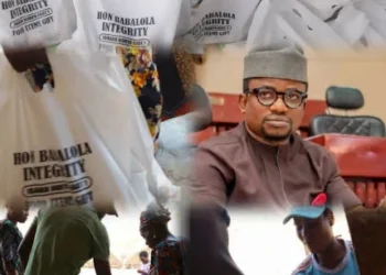 PHOTOS: Oyo Lawmaker Hon. Babalola integrity Shares Christmas and New Year Cheer with Ibadan North‑East Constituency 1 peoples