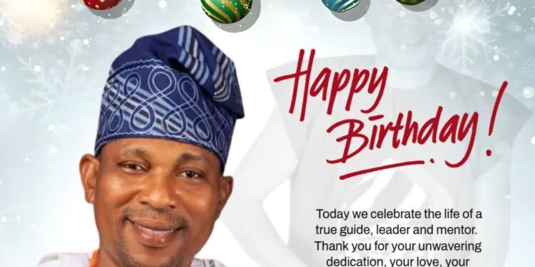 Yuletide in Ido: Ido council Boss, Adeojo Rewards PDP Ward Executives, Reinforces Grassroots Unity