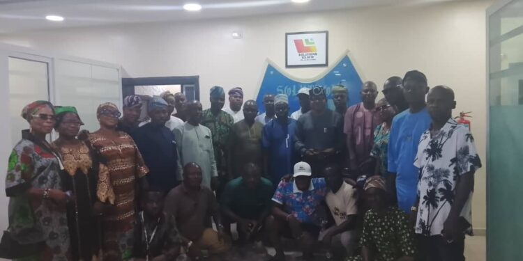 2027 ELECTIONS: Oloye Adegoke Taofeek Adegboyega Hosts Ibadan South West LG Excos and Pledges Procurement of Party house 