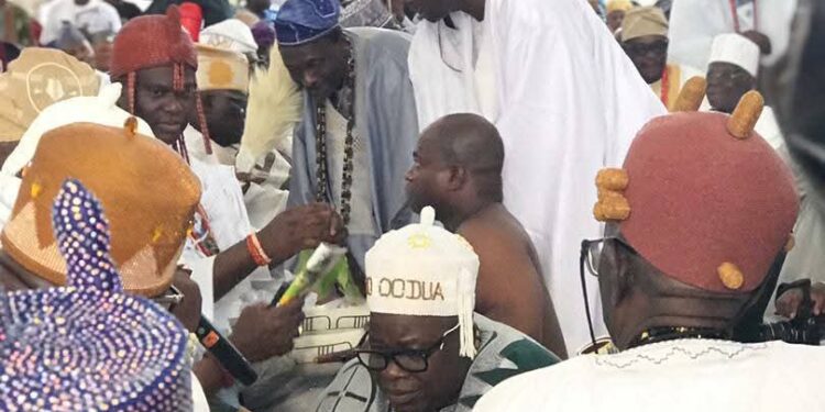 Oyo 2027: Amofin Beulah Adeoye Visits Saki East, Meets PDP Stakeholders, Discusses Guber Ambition