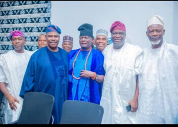 Prof Akande commends renewed unity in Oyo State APC