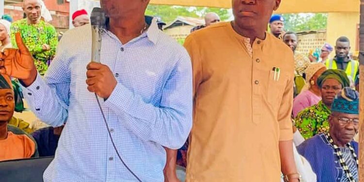 Birthday: He’s one of Oyo’s economic engine room drivers– Akeem Olatunji felicitates OYSADA DG, Dr Akande