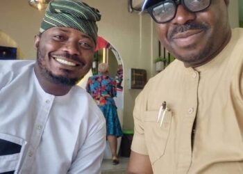 Akinyele Council Boss, Hon Akinwole Akinleye Celebrates Akinyele PDP Exco, Mr Abiodun Asimiyu(Apostle) on his birthday.* 