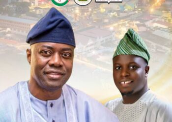 Akinyele Council Boss, Hon Akinwole Akinleye welcomes Students Back to school, Charges Learners to Embrace Diligence and Excellence as New Term Begins*