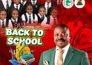 Akinyele Council Boss, Hon Akinwole Akinleye welcomes Students Back to school, Charges Learners to Embrace Diligence and Excellence as New Term Begins*