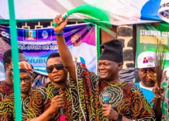 APC Bubbles as Folarin, Adelabu, Buhari, Ali, Abass Welcome Over 50,000 PDP, SDP, ADC Defectors