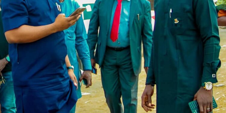 Oloye Adegoke Felicitates The Populists Yisau Ajibola on Birthday