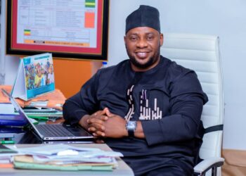 Naija24hrs Publisher Olaoluwa Peter and Wife Appreciate Dr. Akin Fagbemi as He Marks Birthday