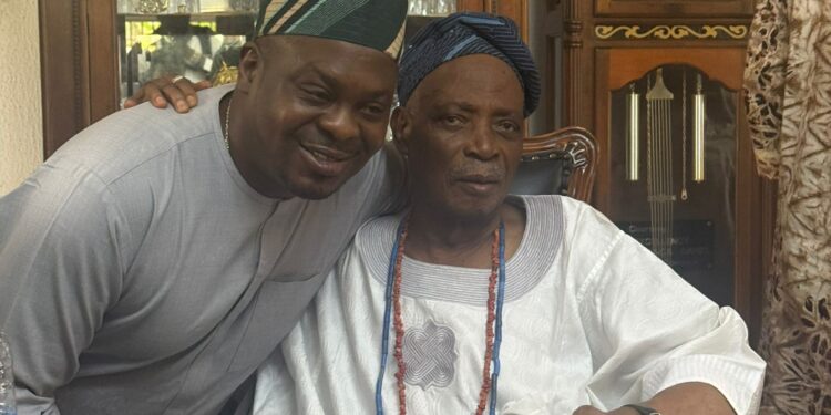 Ibadan North-East LG Chair, Akintayo Celebrates Olubadan on Emergence as Oyo Obas’ Council Chairman