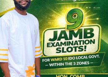 Hon. Comr. Usman Oladimeji Ibrahim (ORM) Distributes 9 JAMB Examination Slots to Ward 10 Ido LG Students