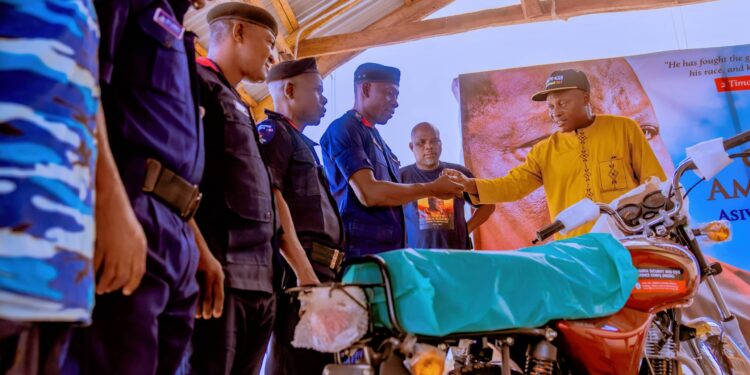 Ibarapakan Approves NSCDC Request, Donates Motorcycle for Community Security*