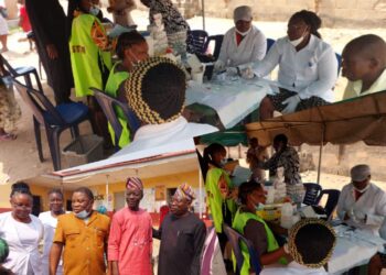 IBSWLG Chairman, Akande Flags Off Health Outreach for Oyo at 50