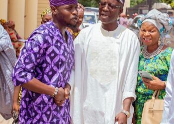 Birthday: Ib’North East LG Chairman, Hon. Akintayo, Felicitates Ibadan South West Counterpart, Kehinde Akande*