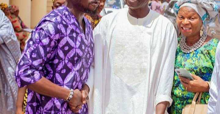 Birthday: Ib’North East LG Chairman, Hon. Akintayo, Felicitates Ibadan South West Counterpart, Kehinde Akande*