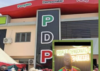 New Oyo State PDP Permanent Secretariat: OYHA Aspirant, Hon. Amuda Kingsway, Lauds Makinde’s Commitment to Party Growth
