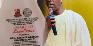 IBSWLG Chairman, Akande Bags Award of Excellence for Outstanding Service