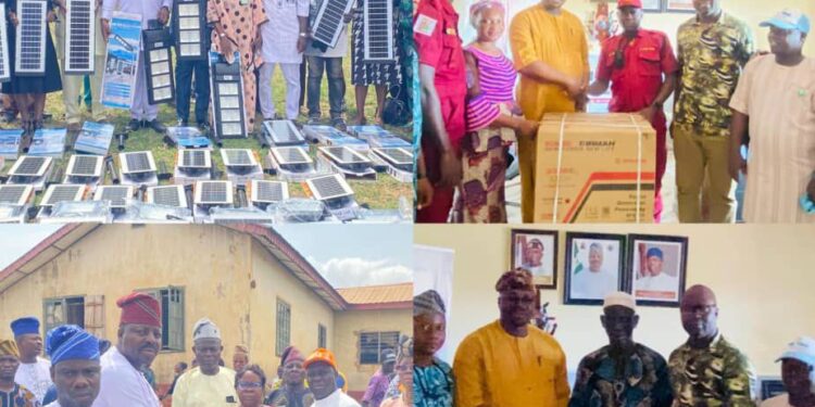 Beyond Illumination: Akinyele Council Boss, Hon Wole Akinleye Distributes Solar Lights, Strengthens Security and Water Access with Generators*
