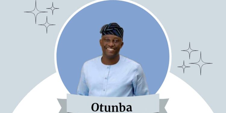 Birthday : Ibadan South West LG Chairman, Hon. Kehinde Akande, Wishes Otunba Seye Famojuro Long Life, Success