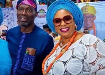 Oyo Lawmaker Oluwafemi Fowokanmi Pays Tribute to Otunba Seye Famojuro on His Birthday, Describes Him as an Exemplary Leader