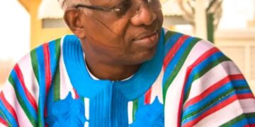 **Prof. Akande Congratulates Former Deputy Governor Egnr. Olaniyan on His Birthday**
