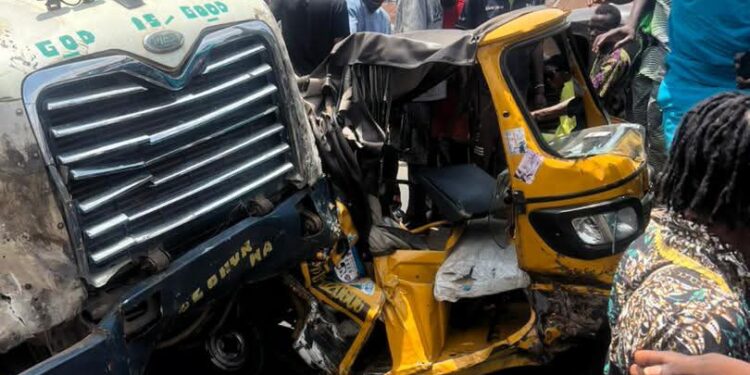 Breaking: Trailer kills several, injures many in Ibadan accident