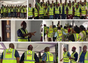 Lagelu Council Boss, Kamorudeen Engages PDP E-Registration Team, Calls For Widespread Participation Across 14 Wards