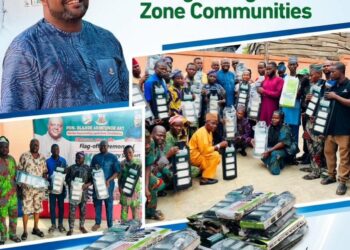 Lagelu Legislature, AKT Illuminates Igbo Elerin Zone, Distributes Solar Lights Across Six Wards