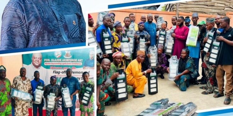 Lagelu Legislature, AKT Illuminates Igbo Elerin Zone, Distributes Solar Lights Across Six Wards