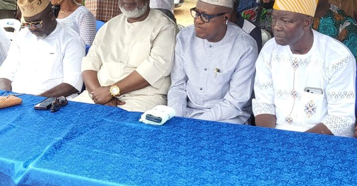 Dr Nureni Adeniran Attends 9th Omituntun Ramadan Lecture in IBSWLG, Donates Cash to Muslim Community