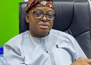 Why Dr. Akin Fagbemi Stands Out as a Potential PDP Reps Candidate for Ibadan North West/Ibadan South West Federal Constituency        By Oyo Alarinka