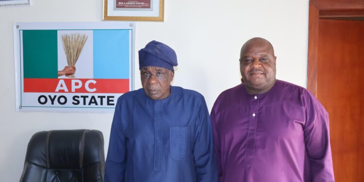 Ex OYHA Lawmaker, Seyi Adisa Congratulates New Afijio LG APC Chairman, Hon Oyewo Emmanuel