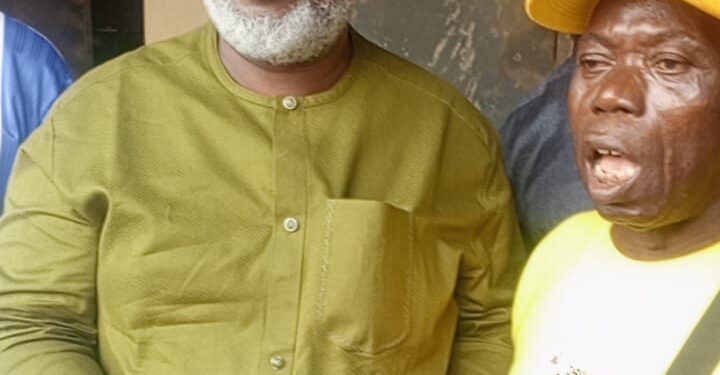 Just In: Ex PDP Chieftain Busari Olakunle Maruf “Goodugoodu” Defects to Accord Party in Ibadan           …Blames party instability, hints at future political ambition