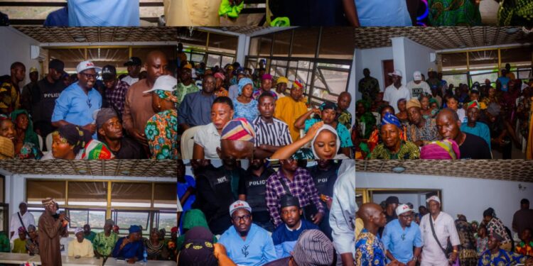 Ido/Ibarapa East Reps Race: Adedeji Boosts Party Unity, Wins Stakeholders’ Confidence in Eruwa(Photos News)