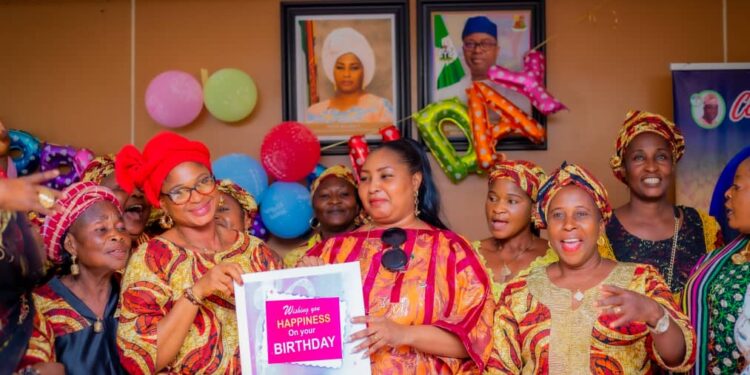 *OYO STATE DIRECTOR OF INTERNATIONAL NGO; WEST AFRICAN WOMEN ALLIANCE & TEAM PAY COURTESY VISIT TO THE STATE COMMISSIONER FOR WOMEN AFFAIRS*
