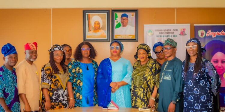 *OYO STATE DIRECTOR OF INTERNATIONAL NGO; WEST AFRICAN WOMEN ALLIANCE & TEAM PAY COURTESY VISIT TO THE STATE COMMISSIONER FOR WOMEN AFFAIRS*