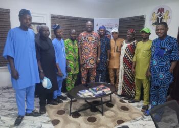 Lagelu Councillors Pay Congratulatory Visit to AKT Over PDP Consensus Emergence.