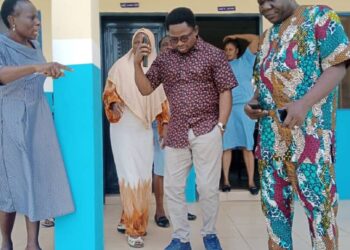 From Motion to Milestone: Hon. Babalola integrity PhD Delivers Functional PHCs in All 352 Wards of Oyo State