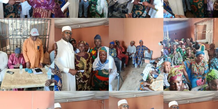 Grassroots Empowerment: PDP Guber Aspirant Elias Adeojo Distributes Support to 150 Members in Ido, Calls for Unity