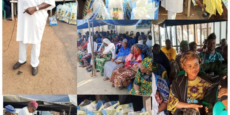 2027: Arosad Meets Isokan Group in Oyo East, Mobilises Support for Seun Ashamu  ….Political Loyalist, Stakeholders pledge loyalty as Arosad, Ashamu donate ₦1.5m and gift items