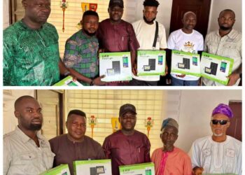 Oluyole Community Benefits from Hon. Waheed Akintayo’s Initiative: 30 Solar Streetlights Installed in Record Time for Improved Security