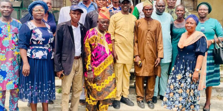 Sch Mgt. Committees, communities praise Oluyole LG boss, lawmaker over construction of new classrooms