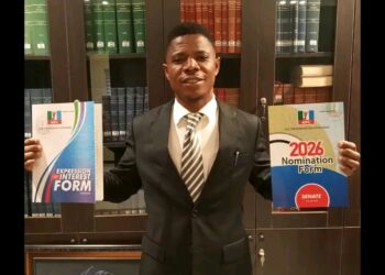 Prof Akande picks forms for Oyo North Senatorial race