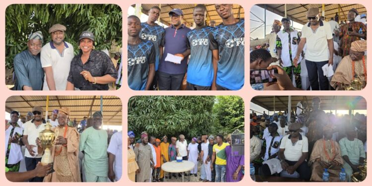 PHOTOS: A large crowd gathers as Open Salawu celebrates his birthday with a football competition and cash prizes for 100 natives in Ogbomoso.