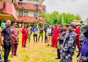 Steer clear of Oluyole LG – Council boss warns intruders as joint security comb forest