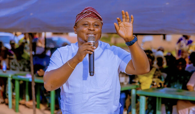  “I Am from Igangan,” Akorede Sparks Reactions at APM Unveiling in Ibarapa