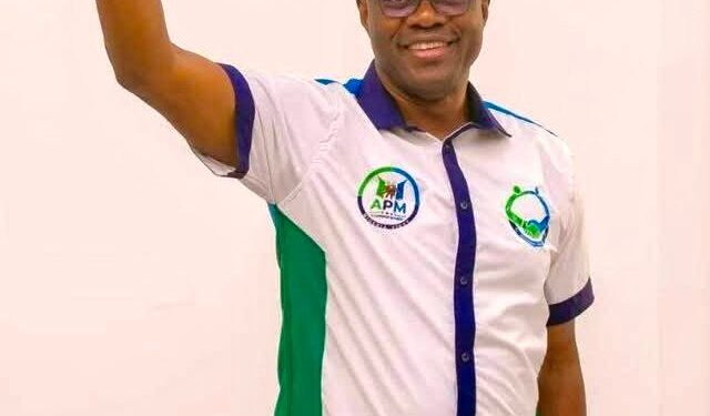 *Professor Sangodoyin Distributes Cash Support to Persons With Disabilities in Ibadan* _PWD Group Backs Bimbo Adekanbi, Pledges Massive Votes for APM_